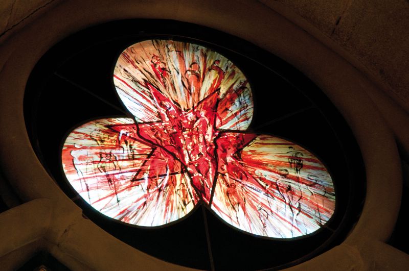 Maßwerkfenster mit Sternmotiv