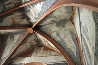 Angels playing music in the choir (14th century) of the Protestant parish church in Heuchelheim (Palatinate)