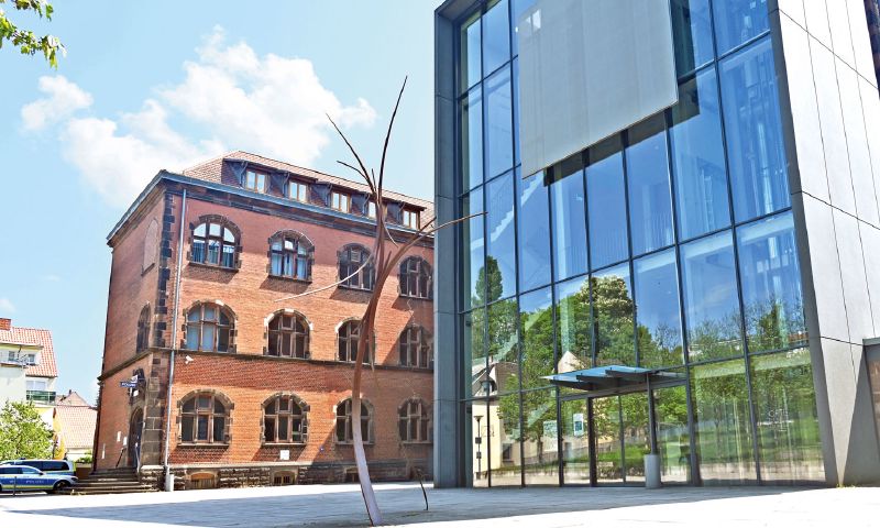 Sulzbach, AULA, Vorfläche, Sigrún Ólafsdóttir, „Feuersprung“, 2009